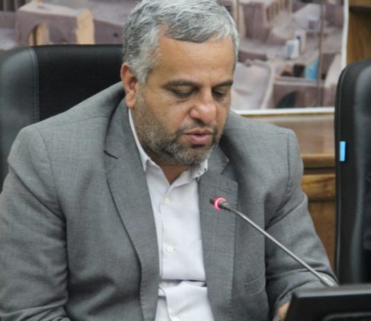 ارسال محموله کاشی به مناطق سیلزده خوزستان